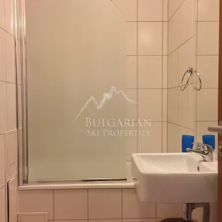 Cedar Loge Bansko